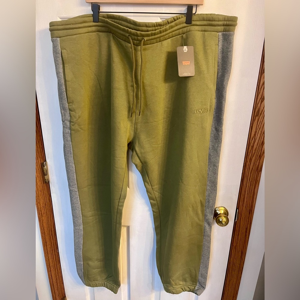 Levi’s Sweatpants